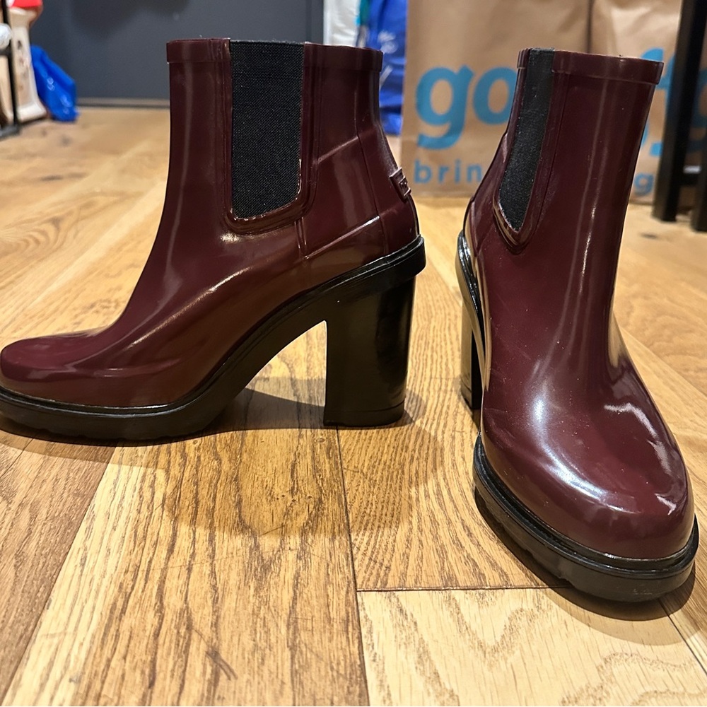 Hunter Red Heeled Boots with Chunky Heel and Natural Rubber Latex Finish